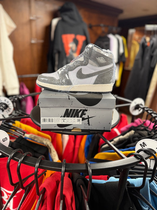 Jordan 1 Retro High OG Washed Black