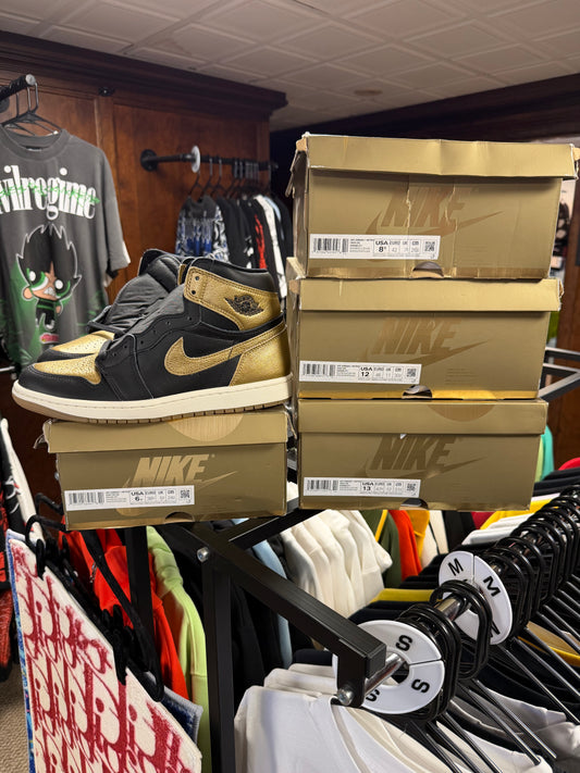 Jordan 1 Retro High OG Black Gold Metallic