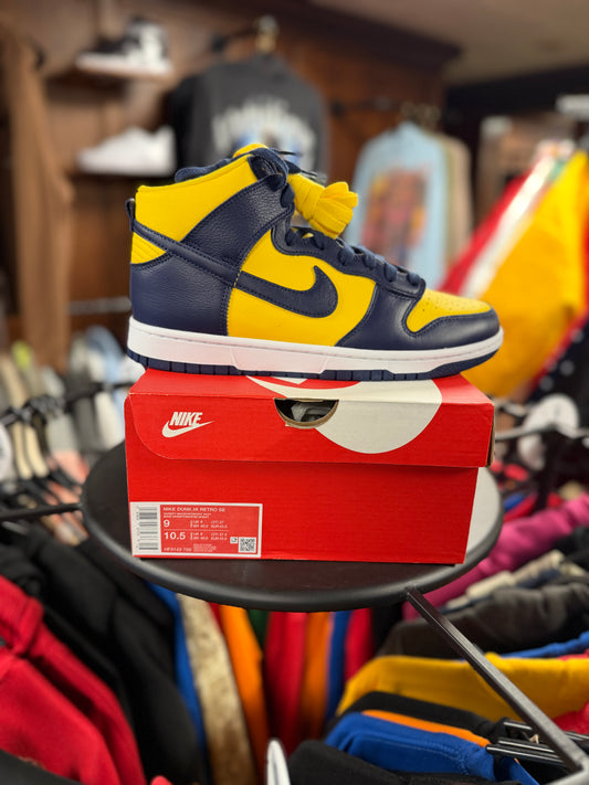 Nike Dunk High Michigan